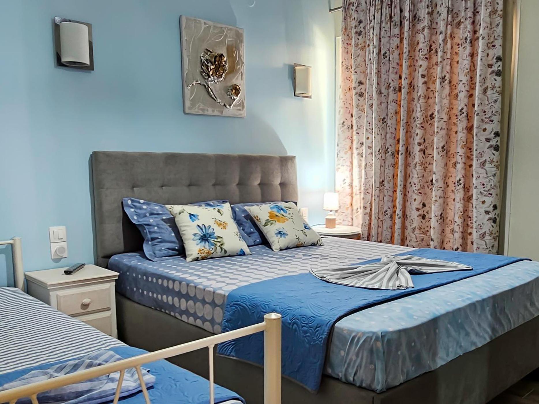 Hara Apartment In Front Of The Beach Paralia Katerinis Exterior photo